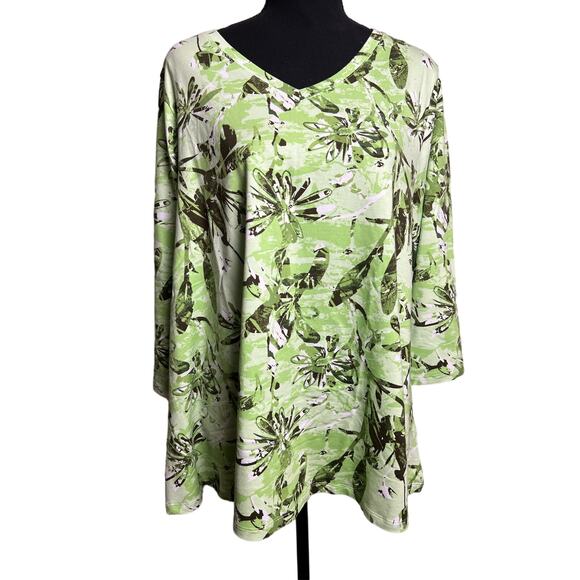 Denim & Co Tops - DENIM & CO. WOMEN'S PRINTED V-NECK 3/4 SLEEVE TOP GREEN